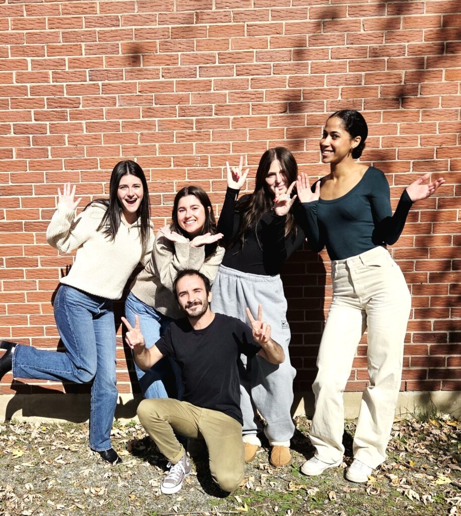 L'équipe de la place des jeunes l'Intervalle : Quand dynamisme rime avec compétence ! Suite ensemble ?